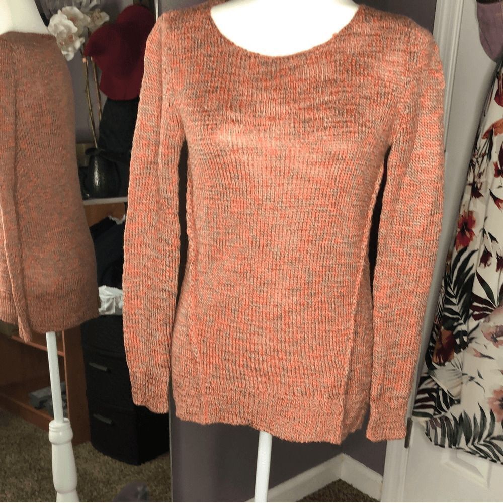BP women’s long sleeve scoop neck wool blend sweater pink & tan knit. Size  S